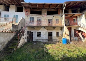 Semi-detached house Via Massimo D'Azeglio, Cossano Canavese - photo 1