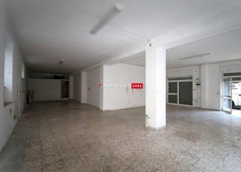 Warehouse Via Della Valle, Martina Franca - photo 2