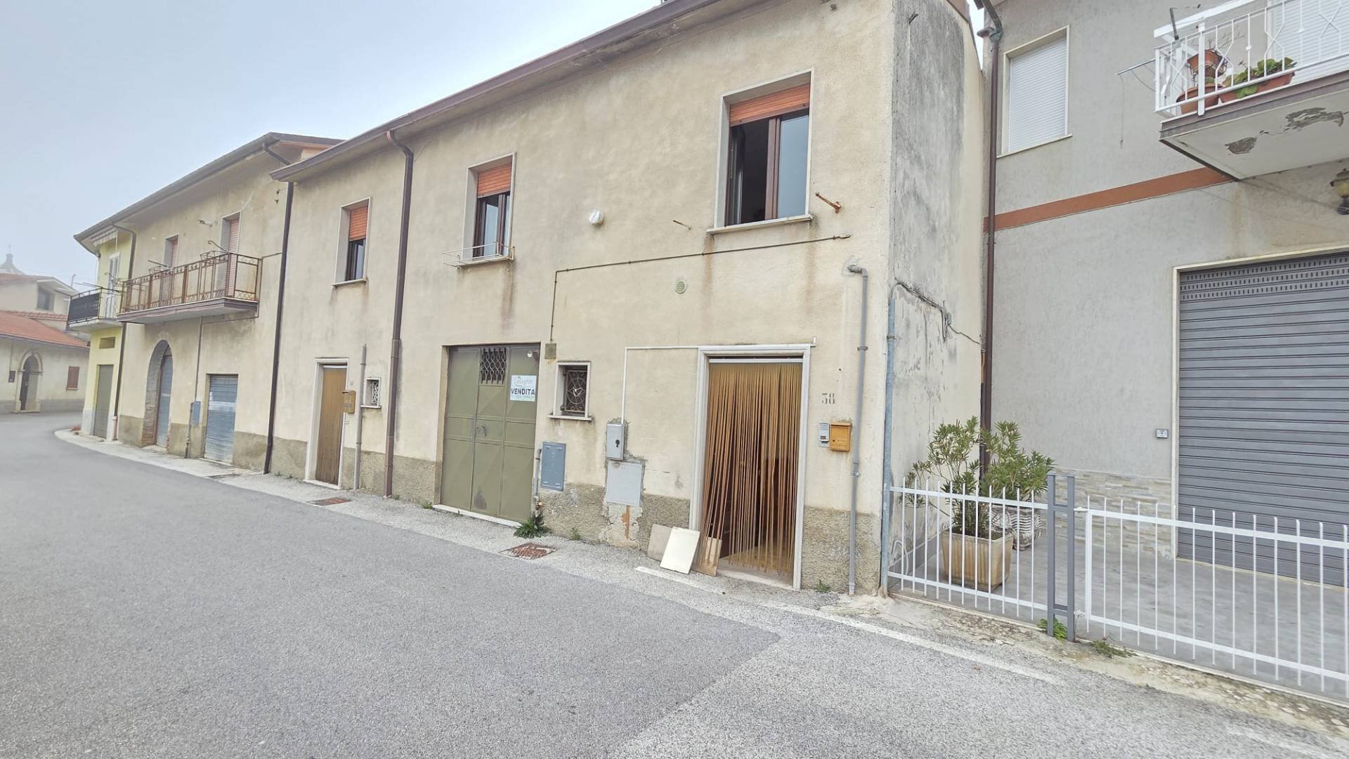 Foto 1 - Casa semi indipendente Via Nazionale, Castelfranci - foto 1
