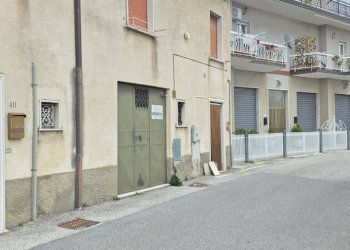 Foto 2 - Casa semi indipendente Via Nazionale, Castelfranci - foto 2