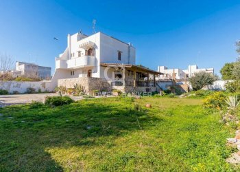 Foto 1 - Villa Strada Cola Di Cagno
 
42, Bari - photo 1