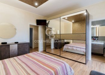 Foto 9 - Appartamento Via Conte Girolamo Giusso
 
10, Bari - foto 9