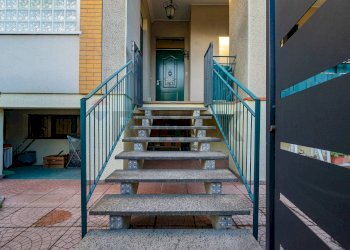 Scale - Casa indipendente VIA NICCOLO' TOMMASEO
 
7, Rho - foto 2