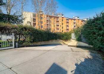 Edificio all\'aperto - Box Via Piave
 
1, Novate Milanese - foto 2