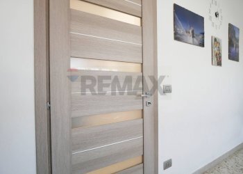 Scale - Appartamento Via Rimini
 
1, Modugno - foto 5