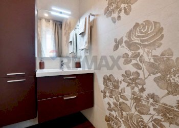 Bagno - Quadrilocale Via Peucetia
 
10, Bari - foto 4