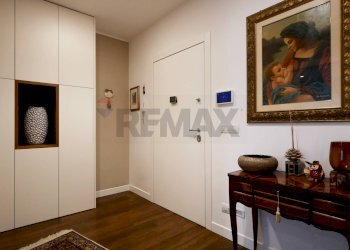 Hall / corridoio - Quadrilocale Via Peucetia
 
10, Bari - foto 2