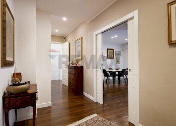 Hall / corridoio - Quadrilocale Via Peucetia
 
10, Bari - foto 3