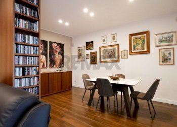 Sala da pranzo - Quadrilocale Via Peucetia
 
10, Bari - foto 5