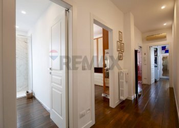 Hall / corridoio - Quadrilocale Via Peucetia
 
10, Bari - foto 12