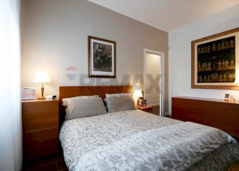 Camera / camera da letto - Quadrilocale Via Peucetia
 
10, Bari - foto 18