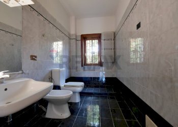 Bagno - Villa Strada Porticello
 
1, Bari - foto 6