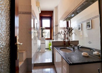 Cucina - Quadrilocale Corso Vittorio Veneto
 
6, Bari - foto 15