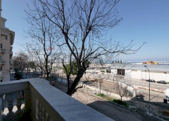 Balcone - Quadrilocale Corso Vittorio Veneto
 
6, Bari - foto 17