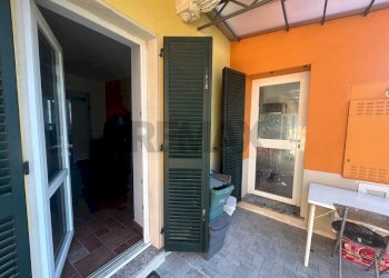 Terrazza - Trilocale VIA VIGGIU'
 
18, Saltrio - foto 25