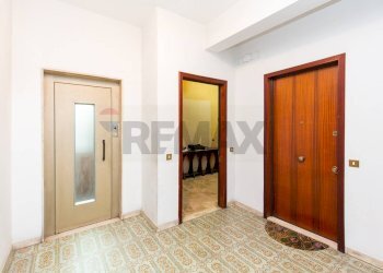 Hall / corridoio - Trilocale Via Monti Iblei
 
1, Catania - foto 1