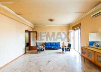 Soggiorno - Trilocale Via Monti Iblei
 
1, Catania - foto 7