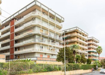 Edificio all\'aperto - Trilocale Via Monti Iblei
 
1, Catania - foto 25