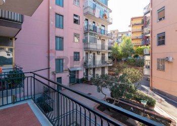 Balcone - Quadrilocale Via S. Ten. Nicolosi
 
3, San Giovanni la Punta - foto 11