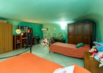 Camera / camera da letto - Casa semi indipendente via Nazionale Guardia
274, Acireale - foto 2