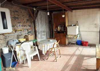 Sala da pranzo - Casa semi indipendente VIA GRAZIA
 
32, Pedara - foto 11