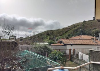 Vista delle montagne - Casa semi indipendente VIA GRAZIA
 
32, Pedara - foto 17