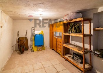 Dispensa di stoccaggio - Semi-detached house VIA GRAZIA
 
32, Pedara - photo 24