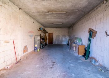 Parcheggio - Casa indipendente Via Francesco Messina
 
56, Linguaglossa - foto 44