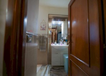 Bagno - Trilocale via Domenico Tempio
 
30, Catania - foto 15