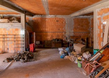 Dispensa di stoccaggio - Casa indipendente Via Francesco Messina
 
56, Linguaglossa - foto 6