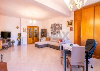 Sala da pranzo - Casa indipendente Via Francesco Messina
 
56, Linguaglossa - foto 11