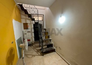 Scale - Appartamento via altamore
 
10, Caltagirone - foto 23