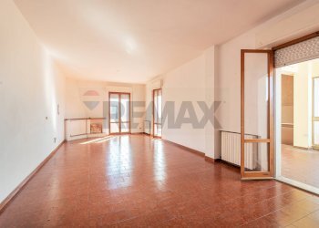 Stanza vuota - Appartamento Via Umbria
 
5, Cupramontana - foto 5