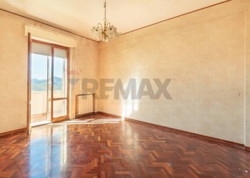 Stanza vuota - Appartamento Via Umbria
 
5, Cupramontana - foto 13