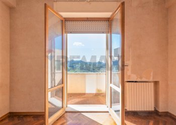 Stanza vuota - Appartamento Via Umbria
 
5, Cupramontana - foto 15