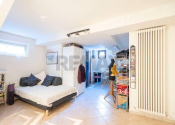 Soggiorno - Quadrilocale via bolzano
 
3b, Colli al Metauro - foto 17