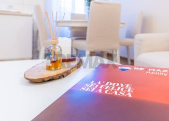 Dettagli - Bilocale Via Dei Campi Flegrei
 
61, Roma - foto 21