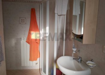 Bagno - Bilocale Via Belomia
 
93, Mirabella Imbaccari - foto 9