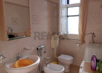 Bagno - Bilocale Via Belomia
 
93, Mirabella Imbaccari - foto 10