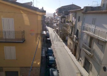 Edificio all\'aperto - Bilocale Via Belomia
 
93, Mirabella Imbaccari - foto 11