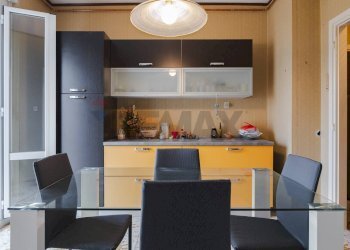 Sala da pranzo - Quadrilocale Via Adolfo Levier
 
23, Trieste - foto 6