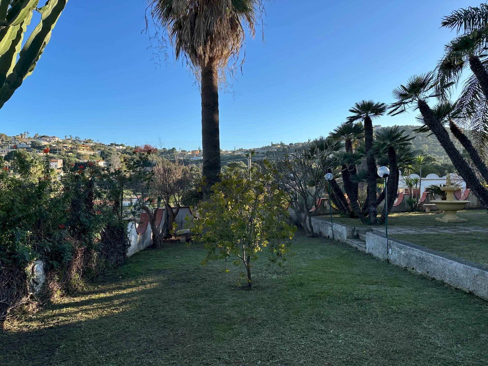 Giardino - Villa via del gambero
 
6, Augusta - foto 3