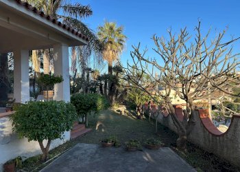 Giardino - Villa via del gambero
 
6, Augusta - foto 12