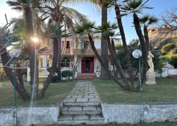 Casa all\'aperto - Villa via del gambero
 
6, Augusta - foto 36