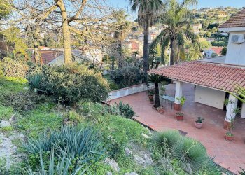 Giardino - Villa via del gambero
 
6, Augusta - foto 45