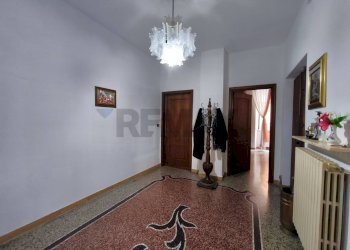 Hall / corridoio - Quadrilocale Via Doninzetti
 
8, Savona - foto 17