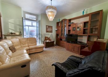 Soggiorno - Quadrilocale Via Doninzetti
 
8, Savona - foto 18