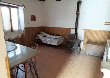 Camera / camera da letto - Casa semi indipendente Località Acque, Mallare - foto 17