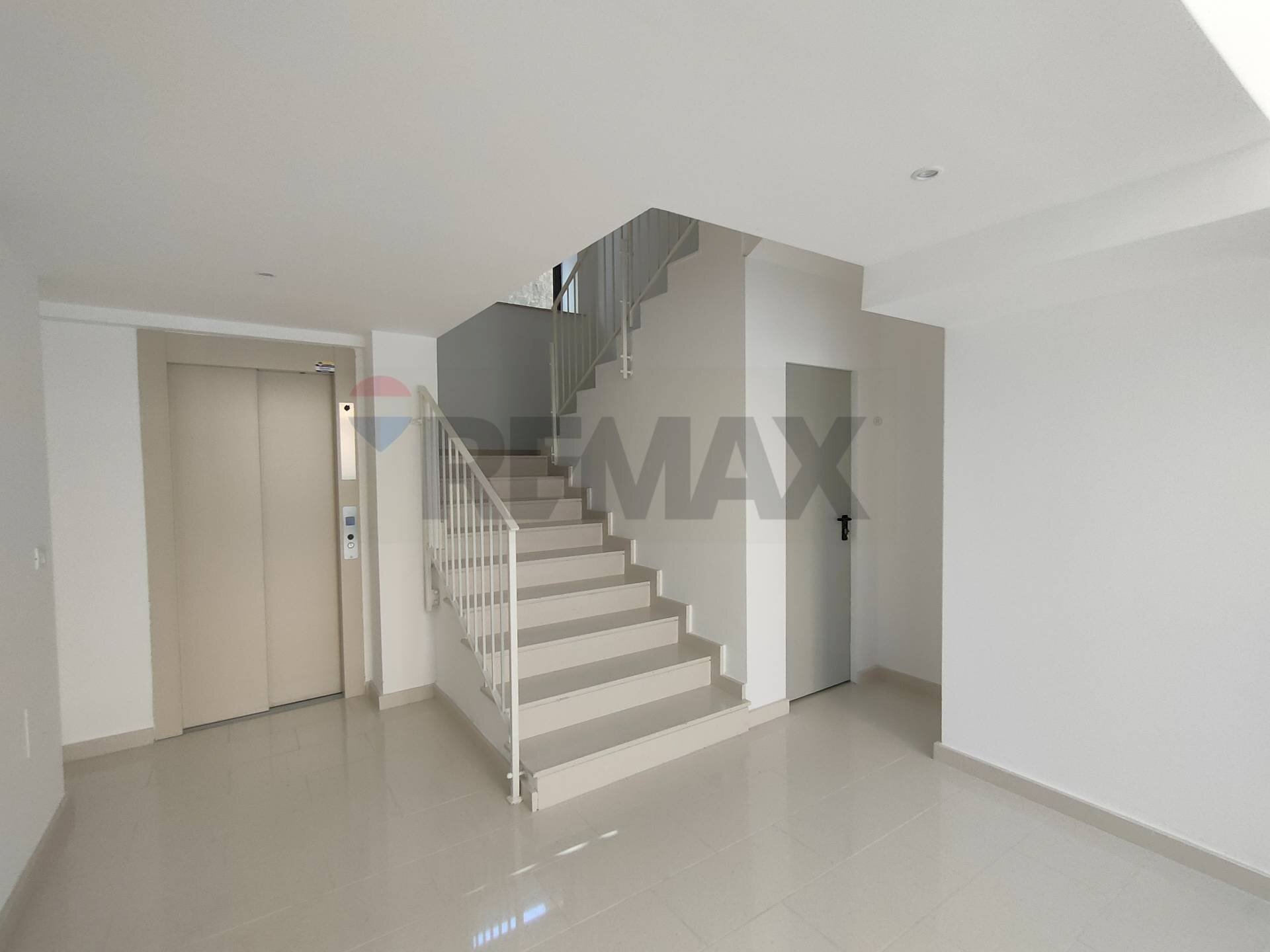 Scale - Trilocale VIA FONTESECCO
 
23-25, L'Aquila - foto 3