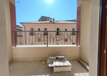 Balcone - Trilocale VIA FONTESECCO
 
23-25, L'Aquila - foto 9